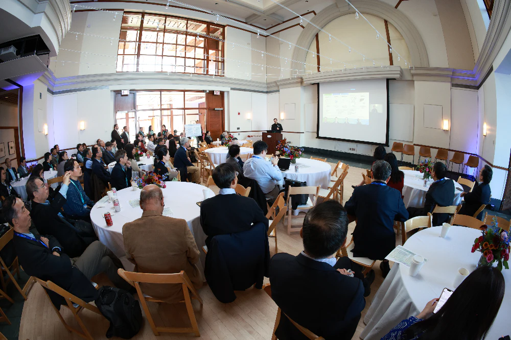 英矽智能首席执行官Alex Zhavoronkov博士.webp