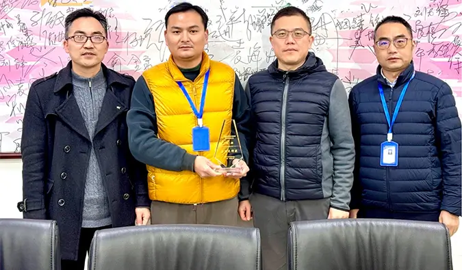 协同攻坚蛋白降解领域！美迪西喜获标新生物“2025年度最佳合作伙伴”等奖